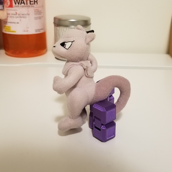 Vintage Pokémon Mewtwo plush keychain - Picture 2 of 5